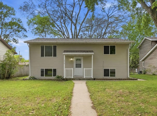 1013 13th Avenue SE, Saint Cloud, MN 56304