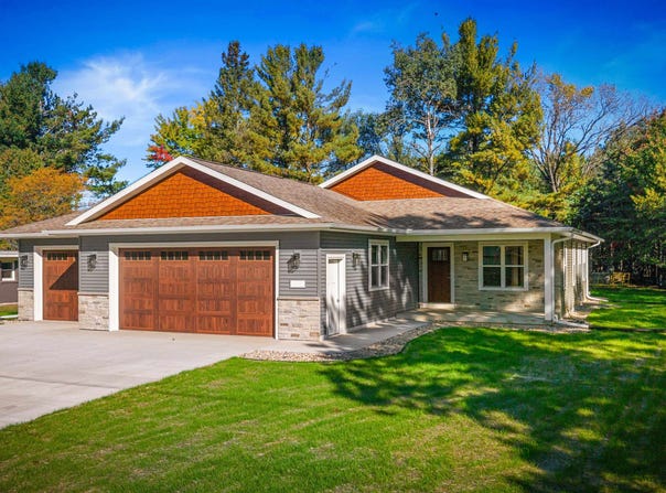 4420 FIRST STREET, Stevens Point, WI 54481