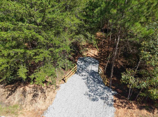 Owens Drive, Laurens, SC 29360