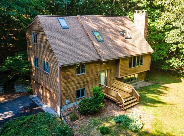 3 Sargent Rd, Bolton, MA 01740