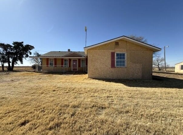 1112 County Road Y, Plainview, TX 79072