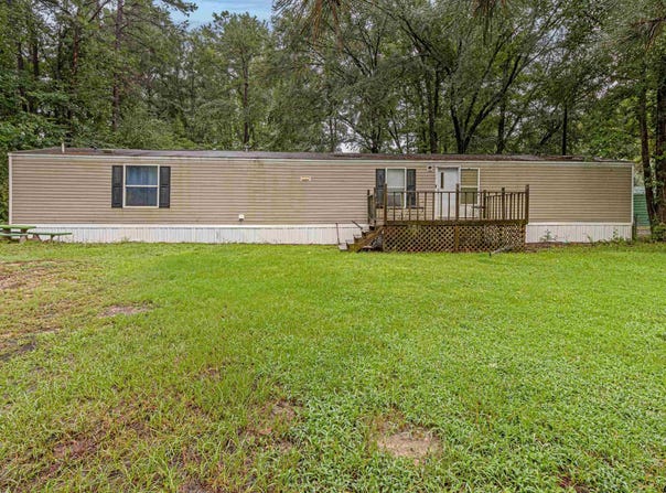 115 Jackson St, Arp, TX 75750