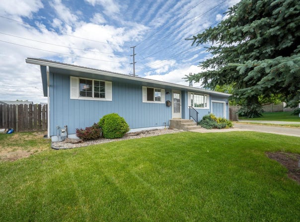721 E Lyons Ave, Spokane, WA 99208