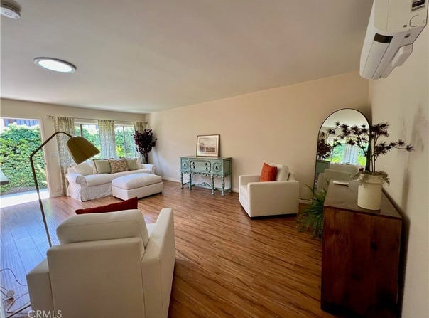 228 W Lemon, Monrovia, CA 91016
