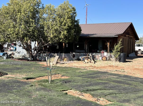 314 Bullock Road, Ash Fork, AZ 86320