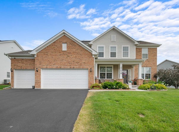 27018 W Rustic Wood Lane, Plainfield, IL 60585