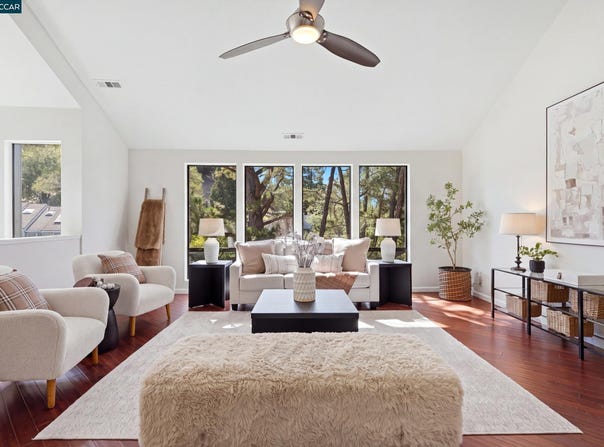 2 Heritage Oaks Rd, Pleasant Hill, CA 94523