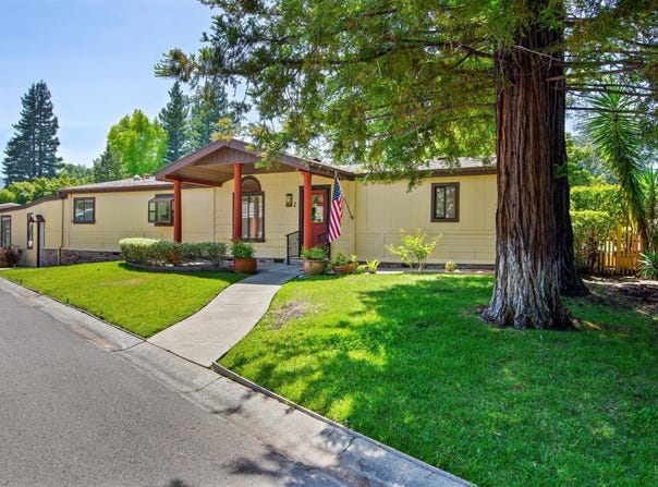 2 San Juan Court, St. Helena, CA 94574