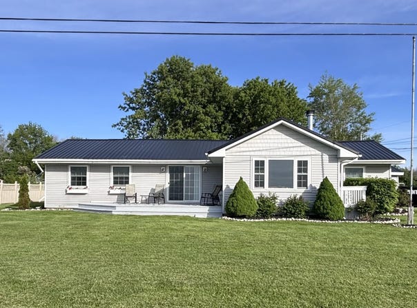3 Meadow Dr, Massena, NY 13662
