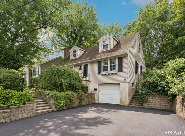 781 Tunxis Hill Road, Fairfield, CT 06824