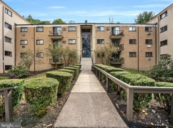 400 GLENDALE Road, HAVERTOWN, PA 19083
