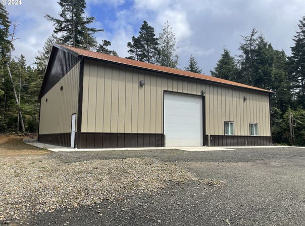5129 N LOFTUS Rd, Florence, OR 97439