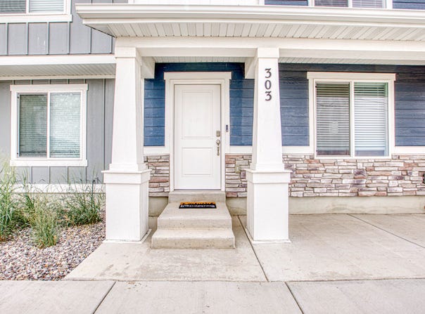 303 E SERENITY Ave, Tooele, UT 84074