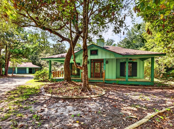 401 Turner Street, Waveland, MS 39576