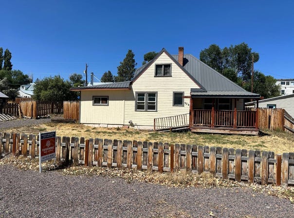 232 N Quincy Ave, Hines, OR 97738