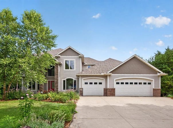 955 Cedar Point Lane SE, Oronoco, MN 55960