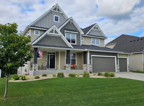 10922 Brookside Trail N, Champlin, MN 55316