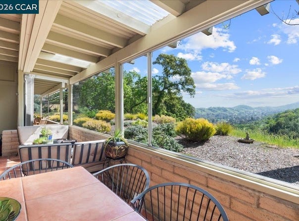 2100 Skycrest Dr, Walnut Creek, CA 94595