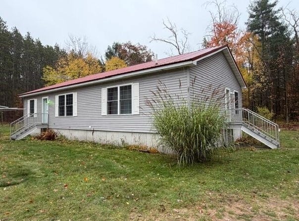 2171 S WALNUT AVENUE, WHITE CLOUD, MI 49349