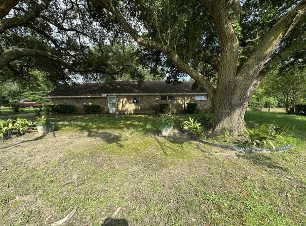 135 Community Road, Nacogdoches, TX 75961