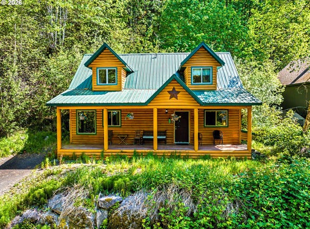 21561 E HIDEAWAY Ln, Rhododendron, OR 97049