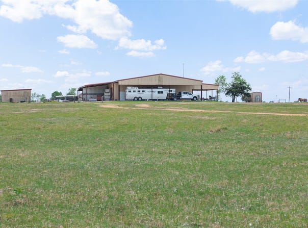 131 CR 279, Kosse, TX 76653