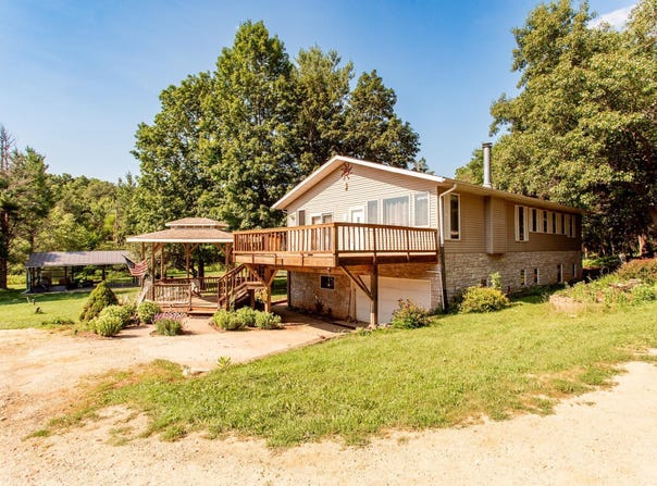 17860 River Road, Argyle, WI 53504