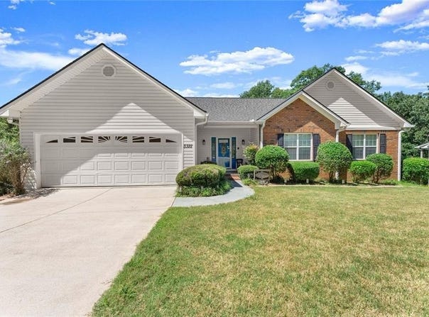 3322 Barry Lane, Gainesville, GA 30506