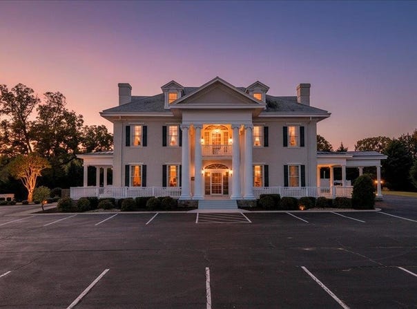 812 E Main Street, Bedford, VA 24523