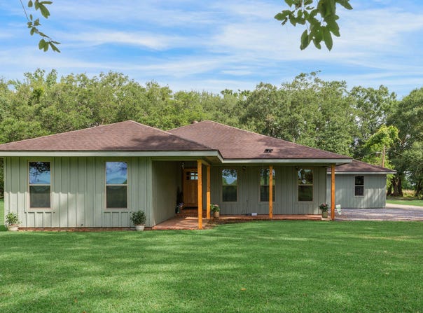 4422 Irish Bend Road, Franklin, LA 70538