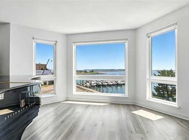 150 Lynnway, Lynn, MA 01902
