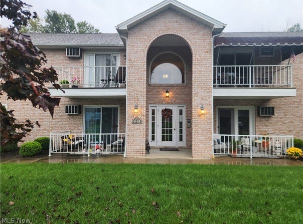 945 Auburn Hills Drive, Boardman, OH 44512