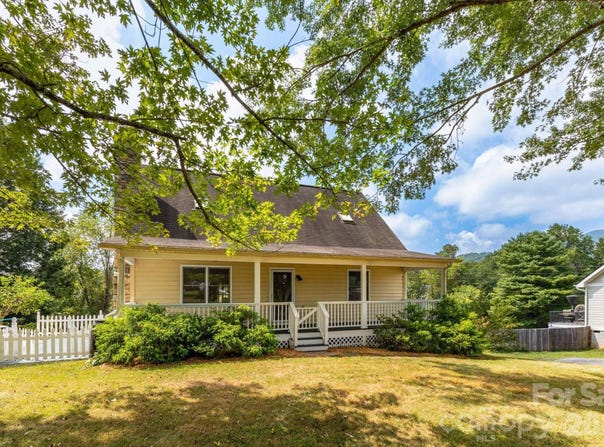 751 Bryson Road, Candler, NC 28715