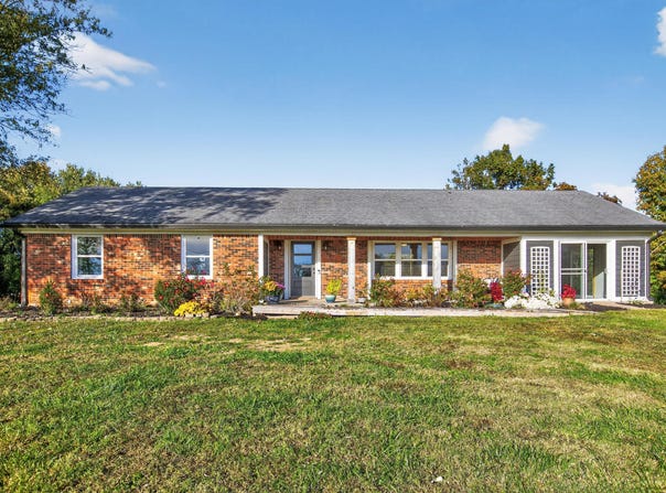445 Ashley Camp Road, Harrodsburg, KY 40330