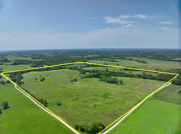 W 330th St, New Hampton, MO 64471