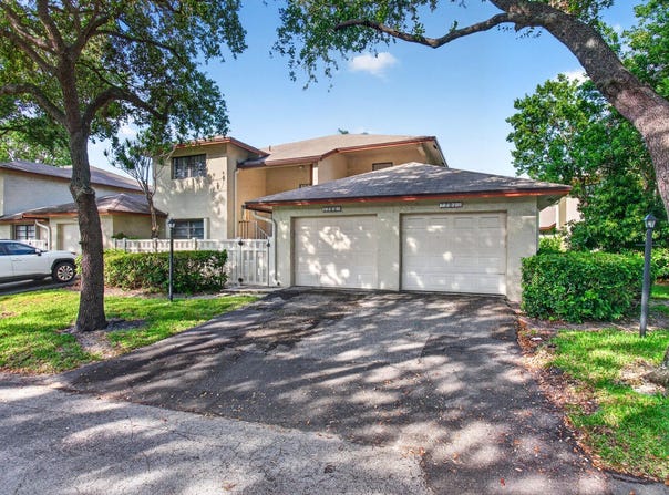3951 NE 19th Road, Pompano Beach, FL 33064