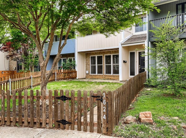 1624 Choteau Circle, Grapevine, TX 76051