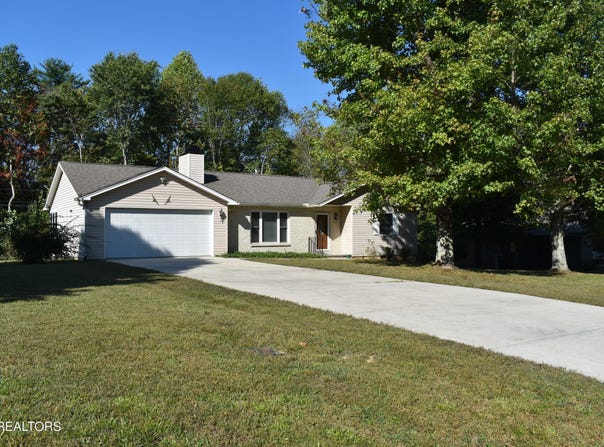 344 Meadows Rd, Sparta, TN 38583