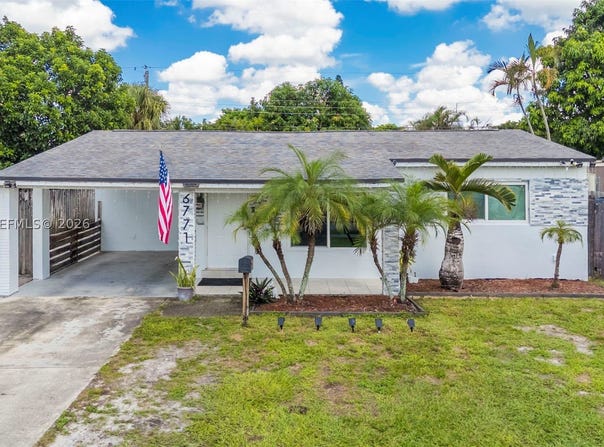 6771 Harding St, Hollywood, FL 33024