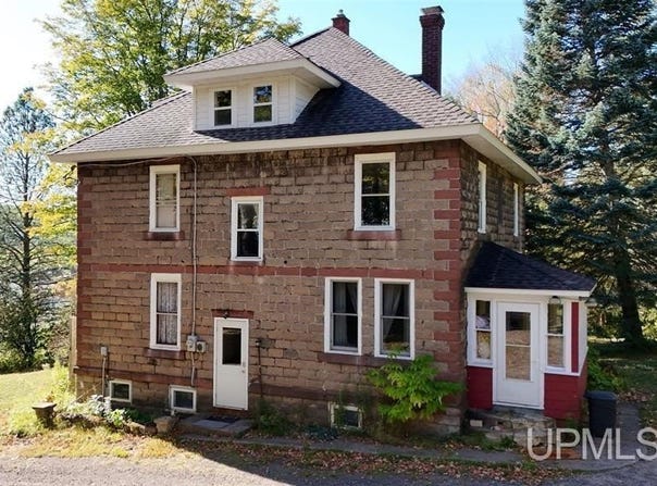 21342 Royce Road, Hancock, MI 49930