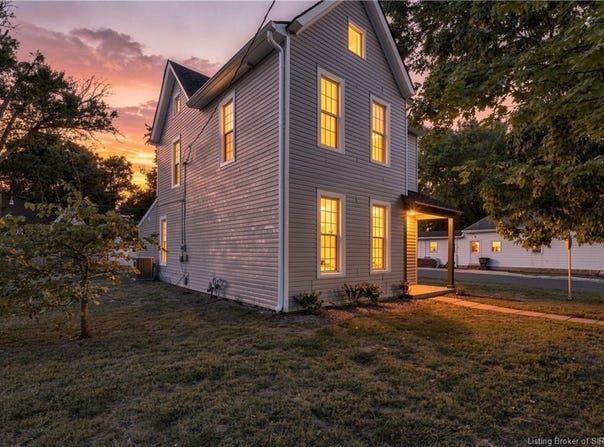 2402 Shelby Street, New Albany, IN 47150