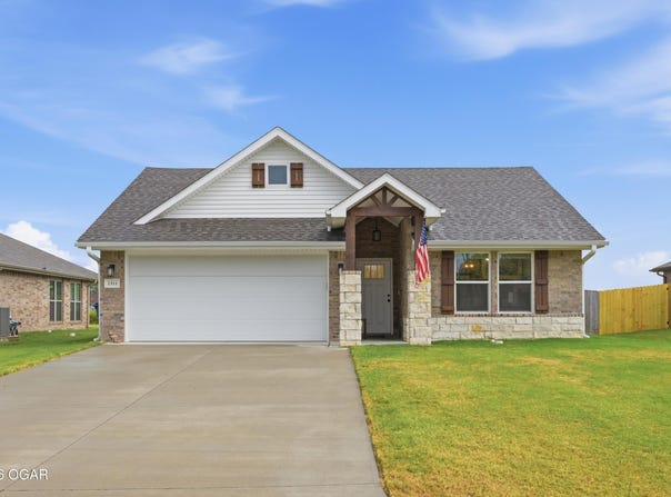 1311 Foundry Drive, Carthage, MO 64836