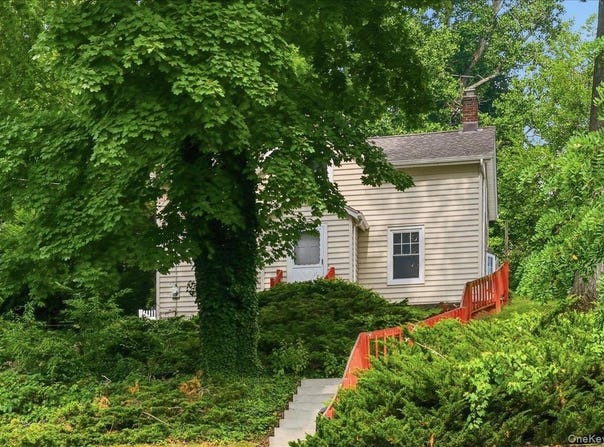 42 Revolutionary Road, Ossining, NY 10562