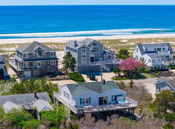 898 DUNE RD, Westhampton Beach, NY 11978