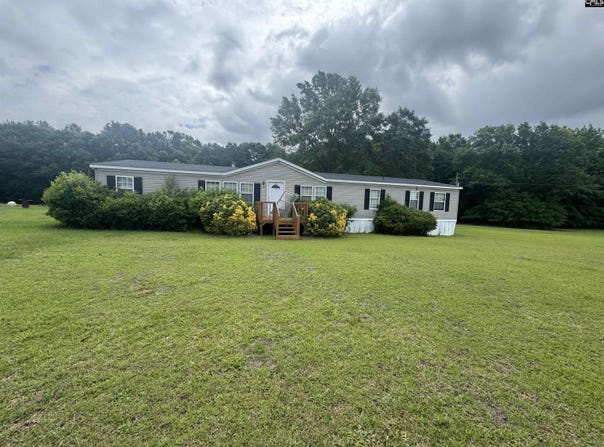 198 Ida Lane, Mayesville, SC 29104-9645