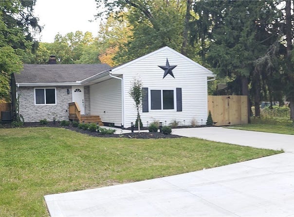 4867 Royalwood Road, North Royalton, OH 44133