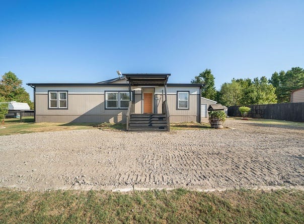 827 Cheyenne, Quitman, TX 75783