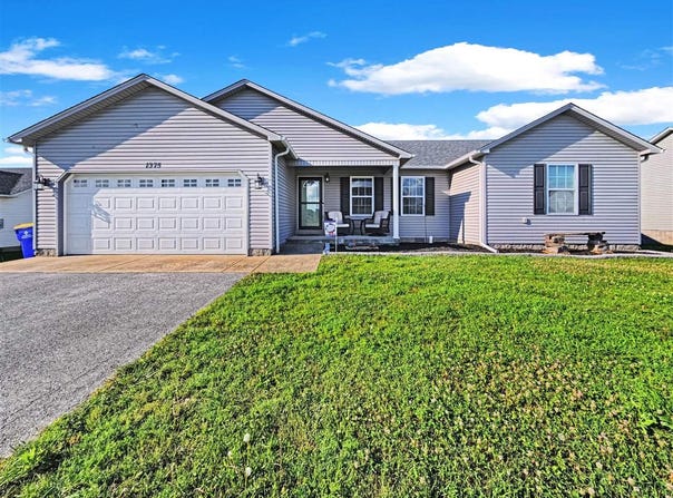 1375 Winnipeg Way, Bowling Green, KY 42101