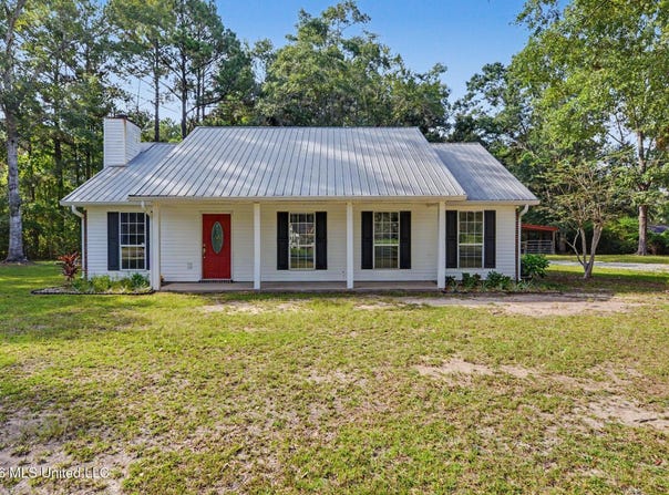 107 Percy Parker Road, Lucedale, MS 39452