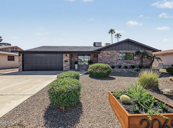 2069 E CARSON Drive, Tempe, AZ 85282